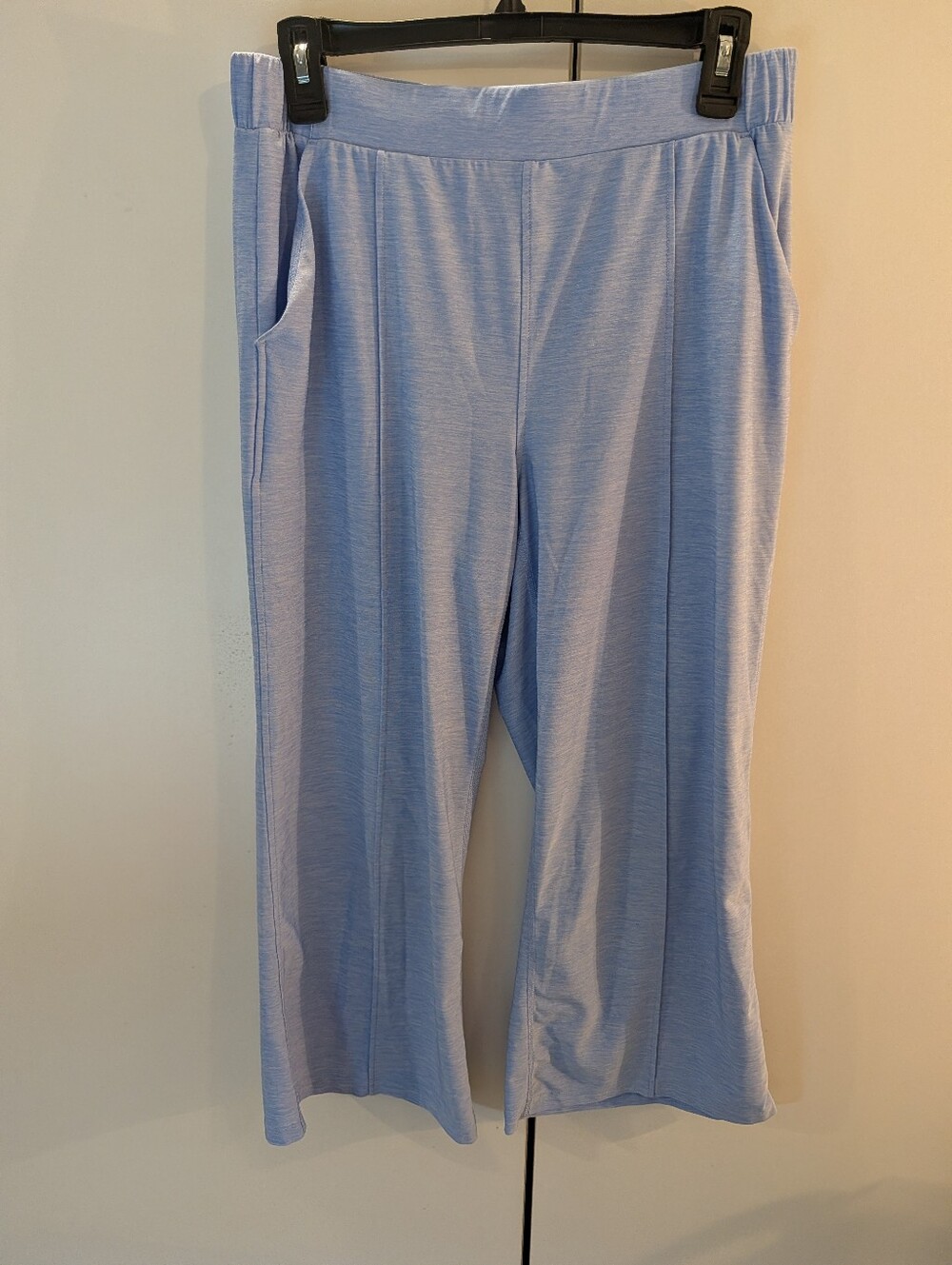 Duluth Trading Light Blue Women’s Small Pull-On Capri Wide Leg Pants